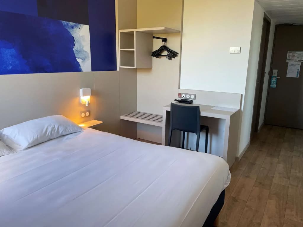 Kyriad Direct  - Bourg les Valence - Photo 2