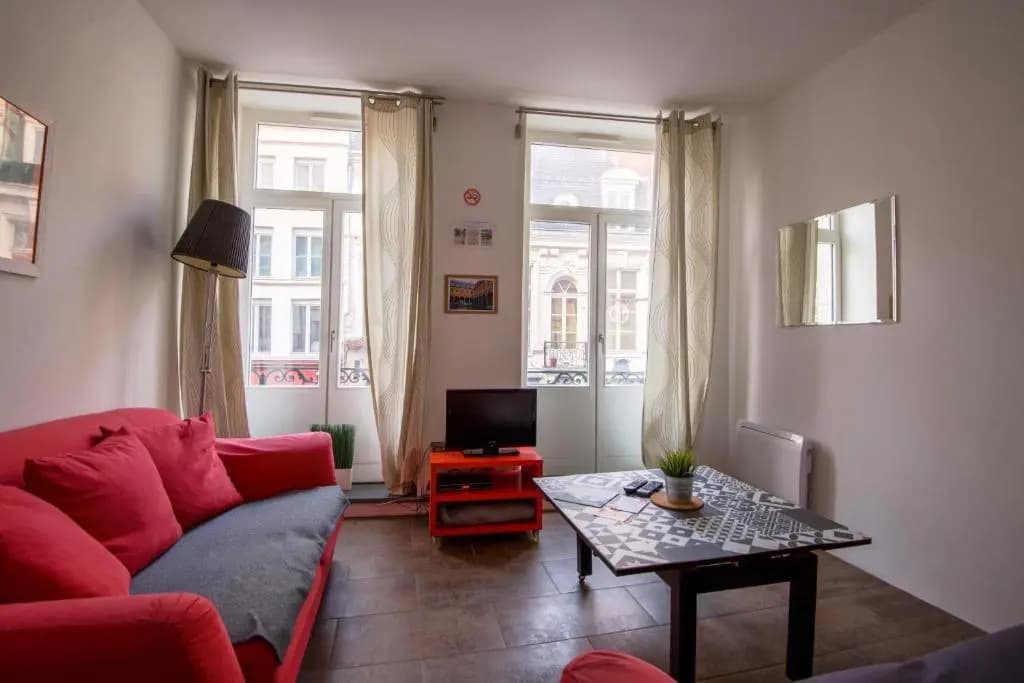 ROYALE APARTMENTS VIEUX LILLE 24H24H Access - Photo 2