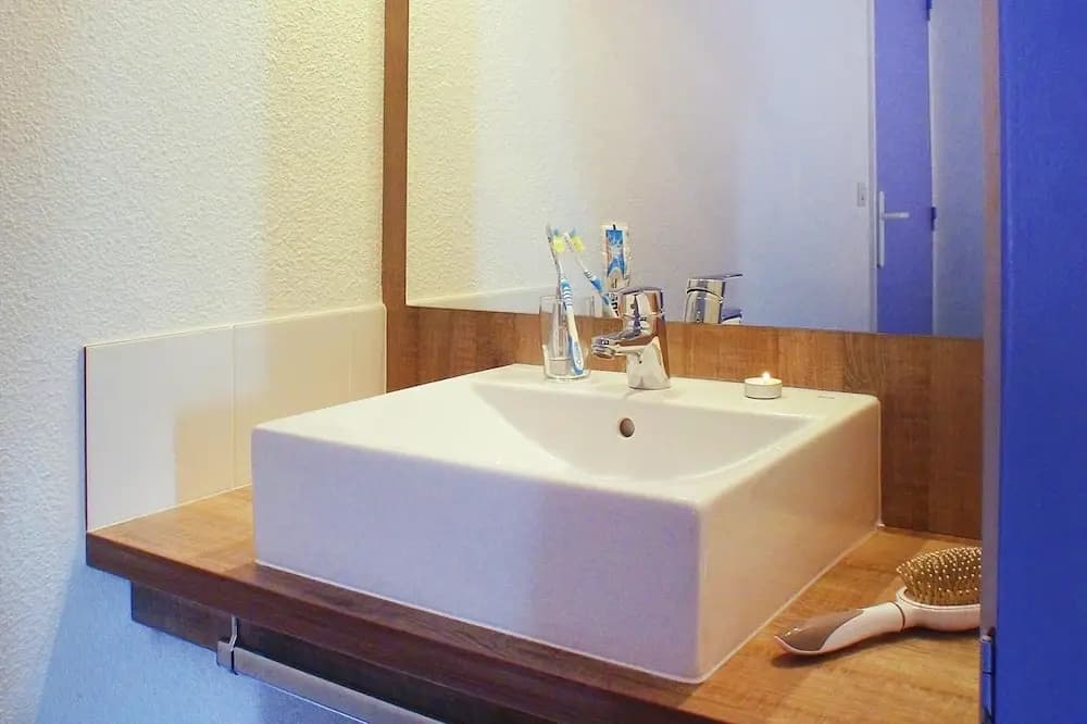 Holiday Home for Family - Miniature 7
