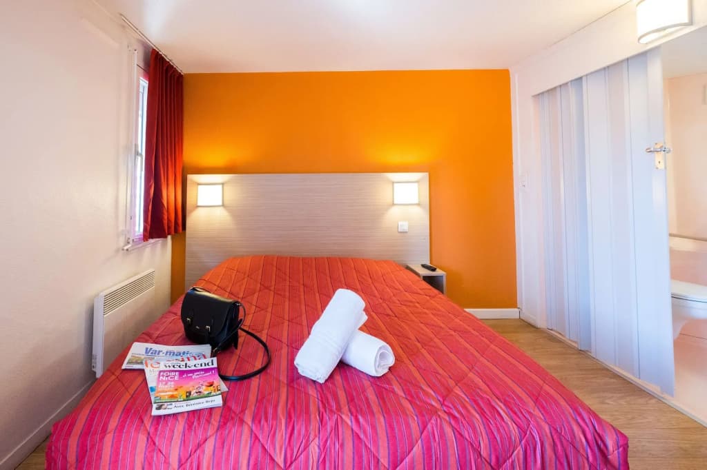 Premiere Classe Toulon - La Seyne sur Mer - Miniature 6