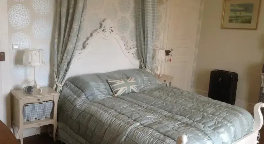 Chateau La Roussille - Photo 3