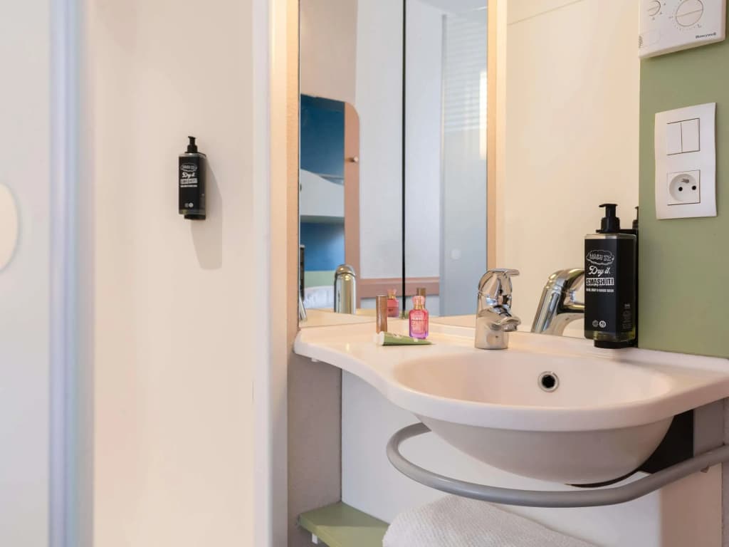 ibis budget Paris La Villette 19eme - Miniature 7