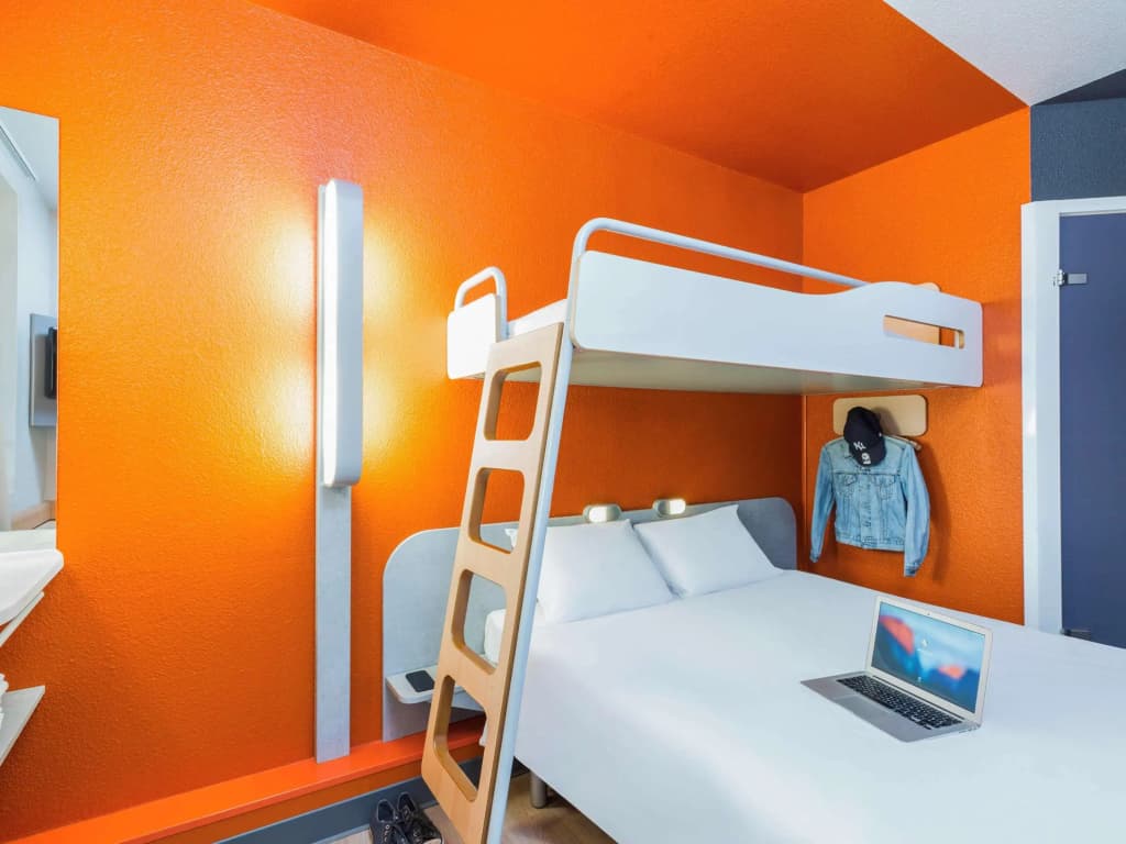 ibis budget Paris Porte de Montmartre Hotel - Miniature 7