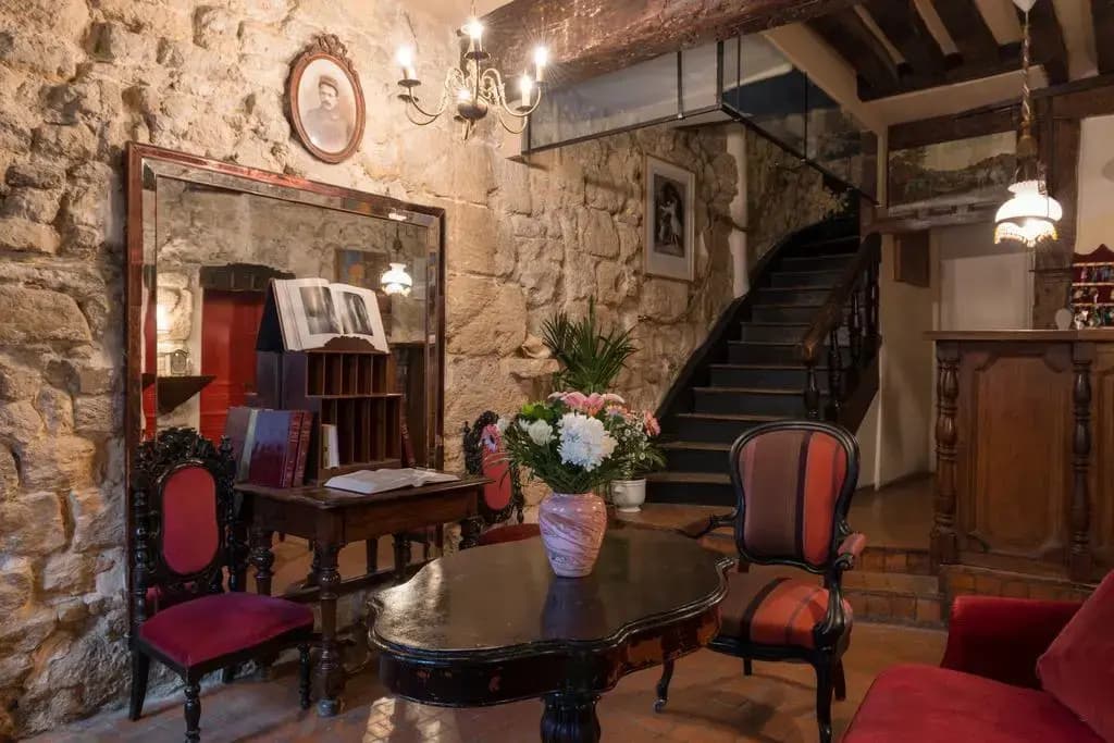 Hôtel Esmeralda - Photo 2
