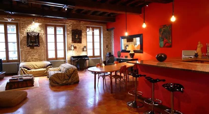Barbary Lane House Rental - Photo 5
