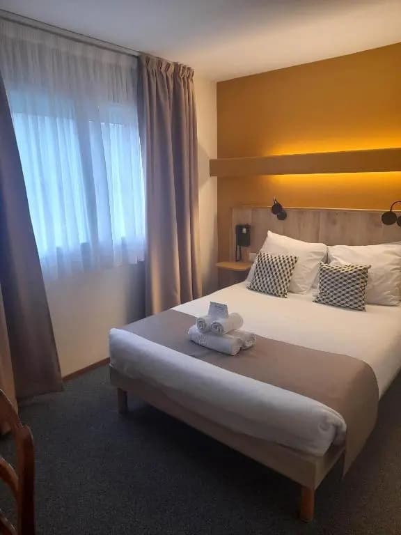 Hotel Saint Christophe - Photo 2