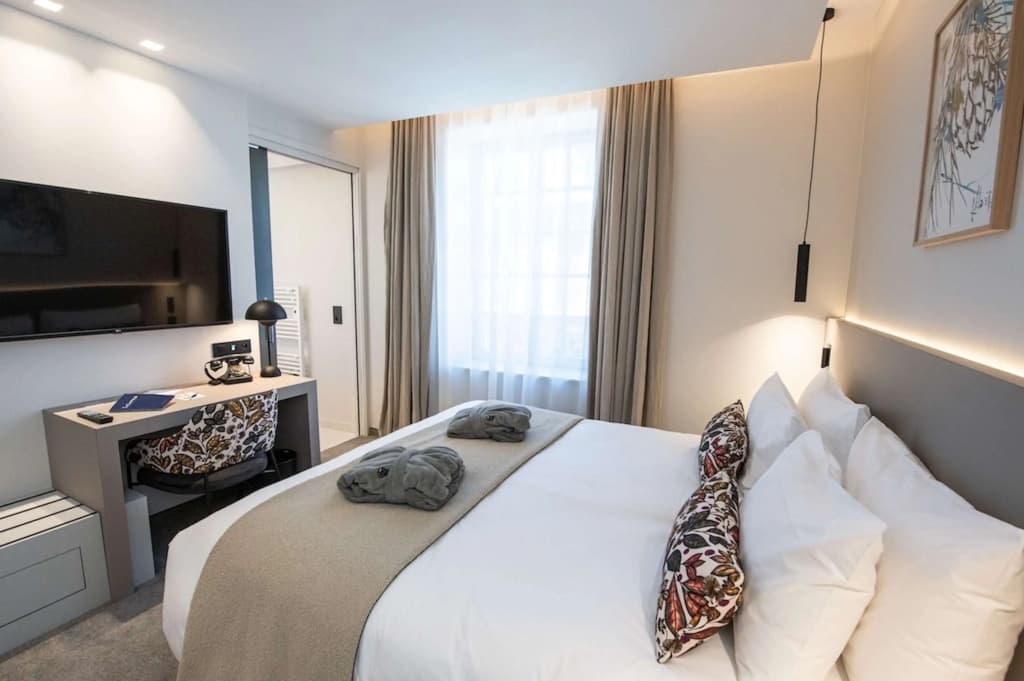 Best Western Premier Le Chapitre Hotel & Spa - Photo 2