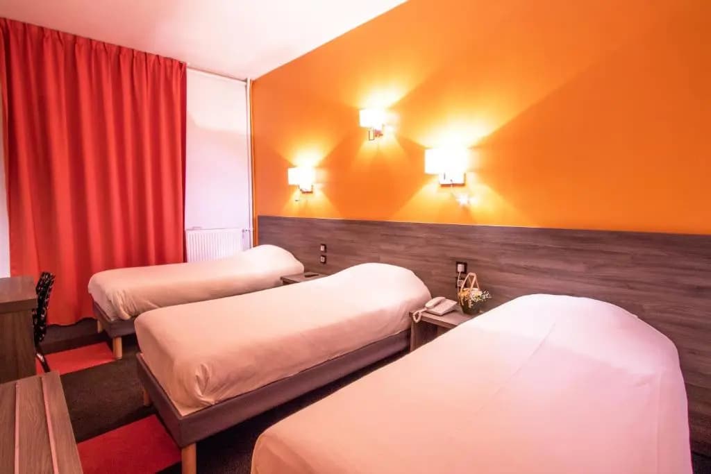 Hotel Actuel Chambéry Centre - Photo 2
