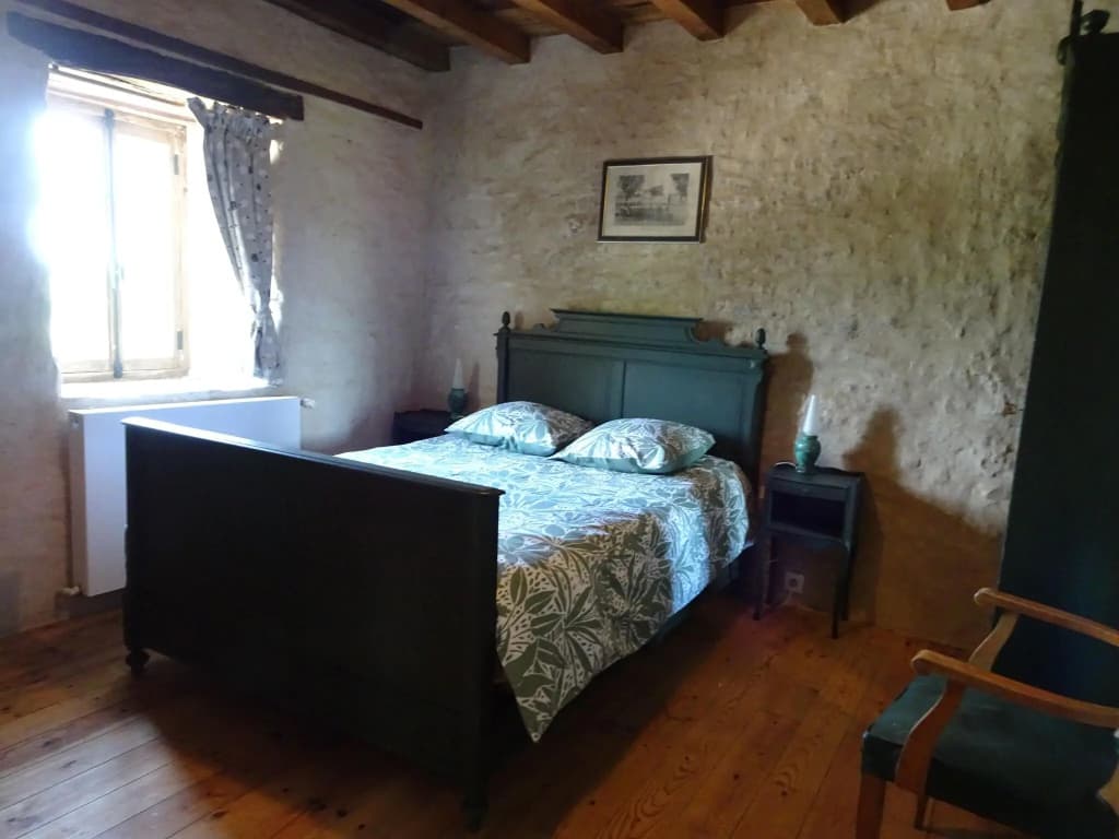 Country House on a Beautiful Medieval Estate - Photo 1
