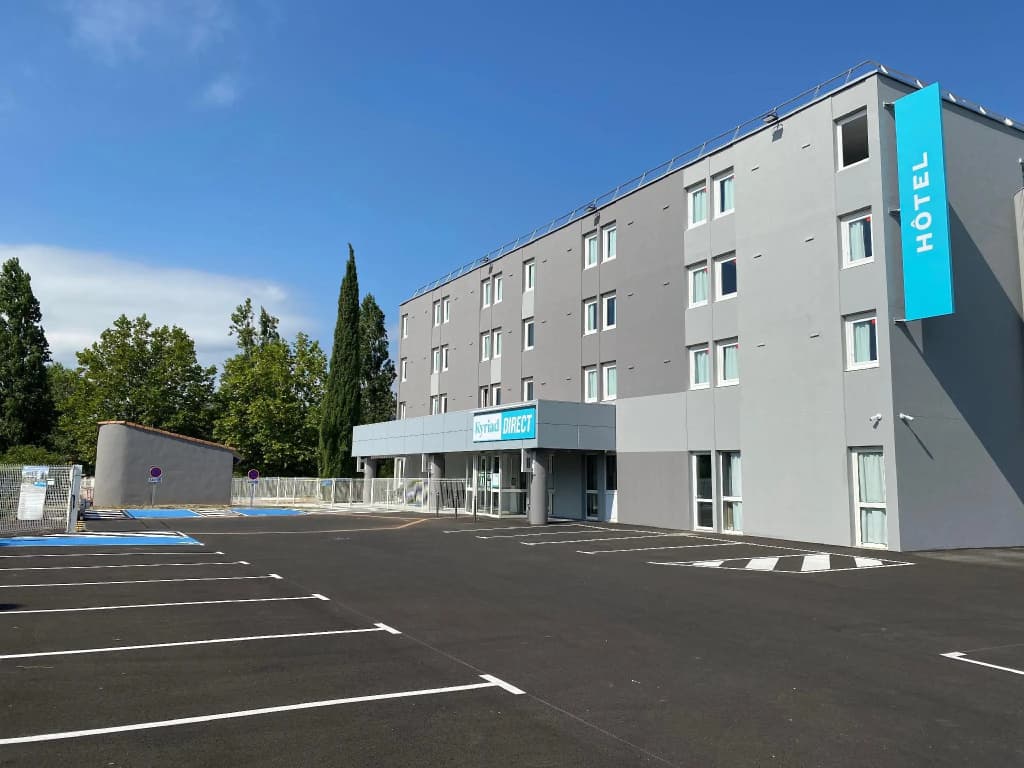 Kyriad Direct - Bourg les Valence - Photo 1