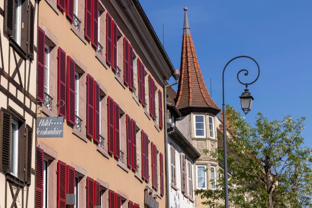 Hôtel Le Colombier - Photo 1