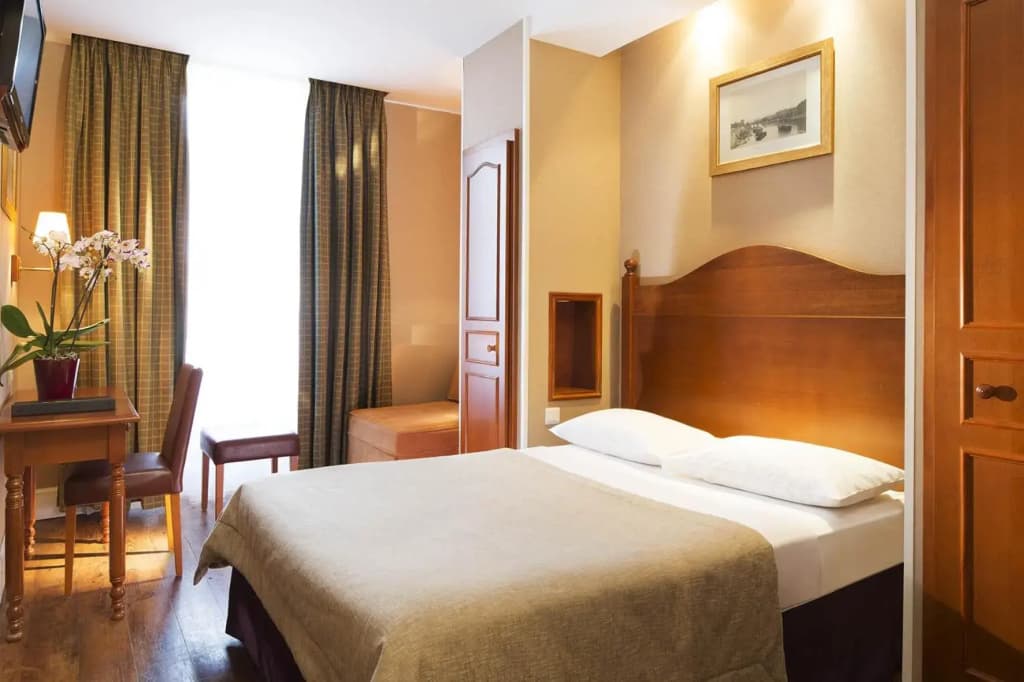 Central Hotel Paris - Miniature 7