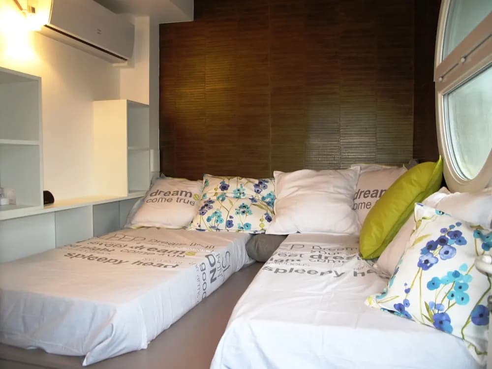 Lofts and Lakes - Photo 4