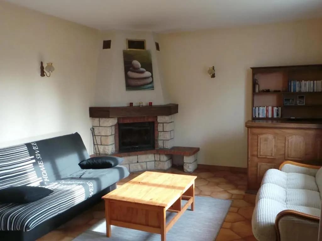 Gîte Creuzier-le-Neuf, 4 pièces, 6 personnes - FR-1-489-76 - Photo 4