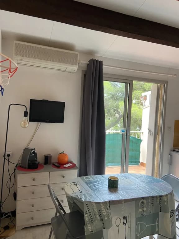 Bright Apartment in Agde Near the Beach - Photo 3