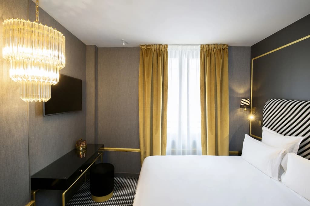 Snob Hotel - Photo 5