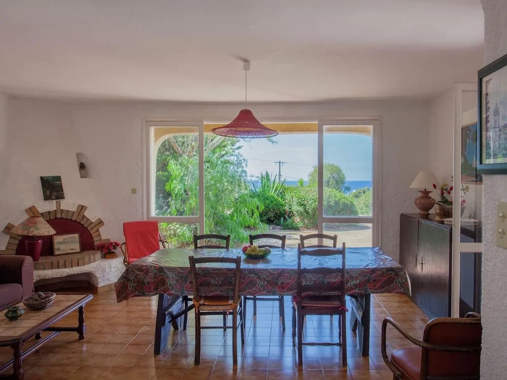 Cosy Holiday Home in CargÃ¨se Corse-du-Sud near Sea - Miniature 7