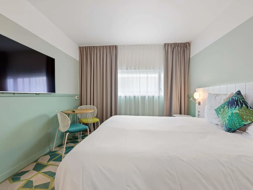 Mercure Paris Orly Tech Airport - Photo 2