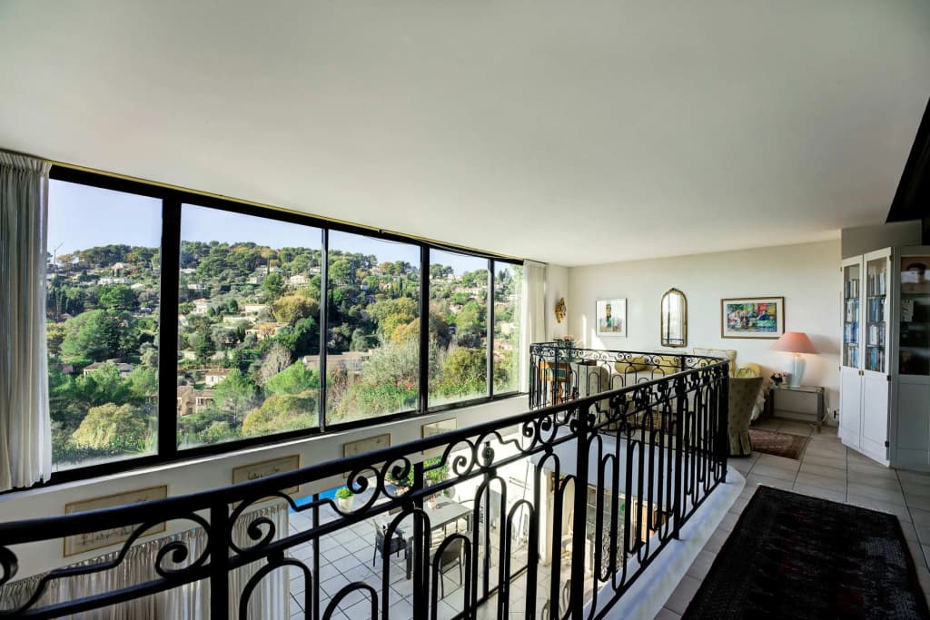 Semiramis at Villa Laurie Mougins - Photo 3