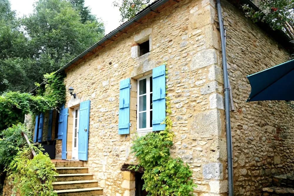 Blanquefort Woodland Hill Retreat - Photo 1