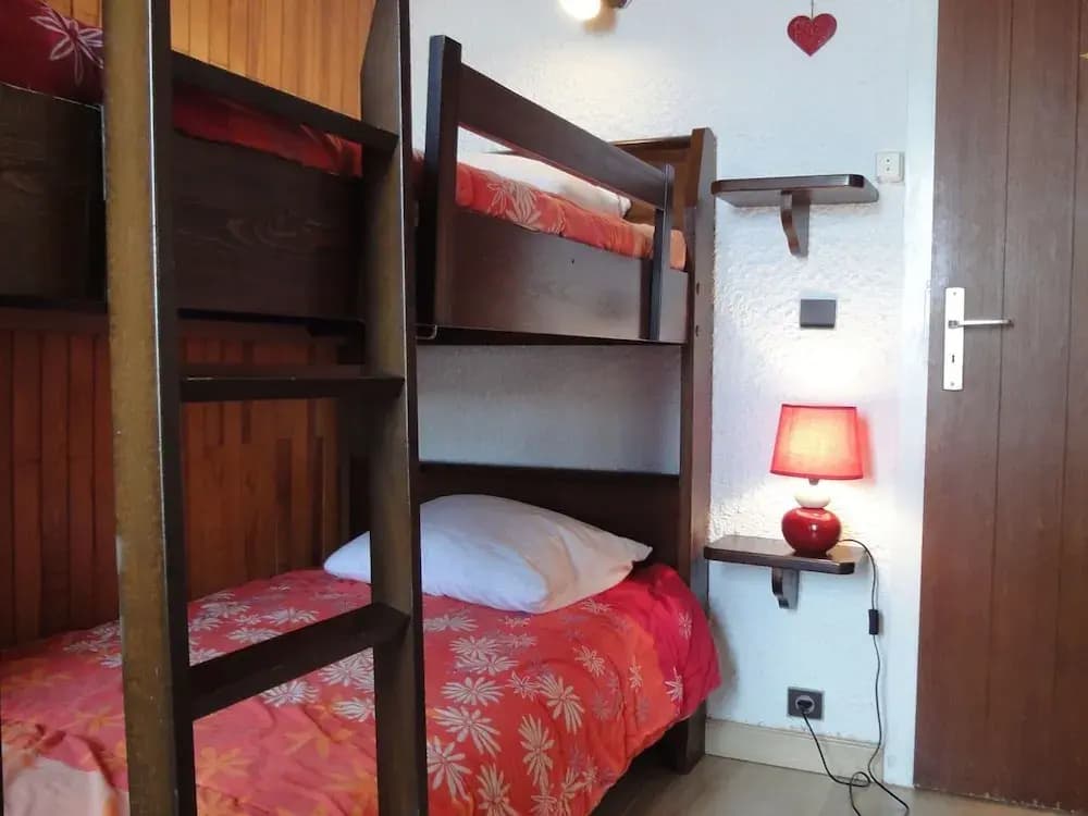 Apartment in the Centre of Meribel-mottaret - Photo 2