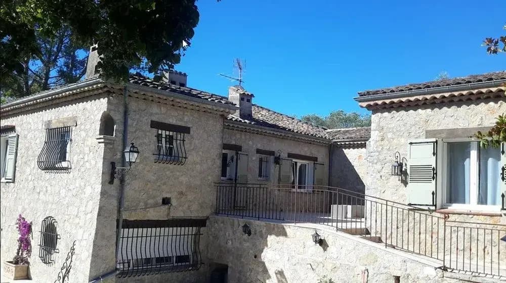 Aux charmes de grasse - Photo 1