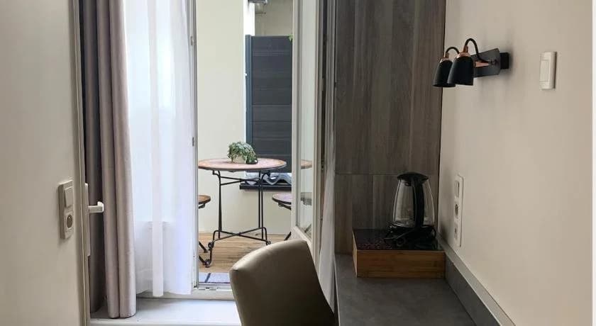 Hôtel des Beaux Arts - Photo 2