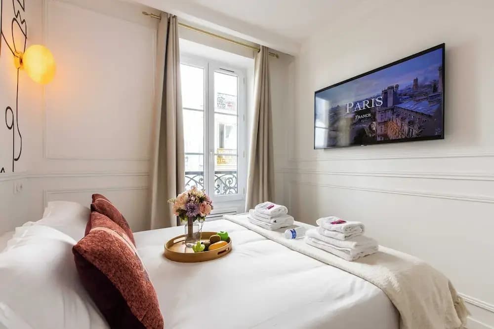 Intimate Private Room - 2P- Pigalle/moulin Rouge - Photo 2