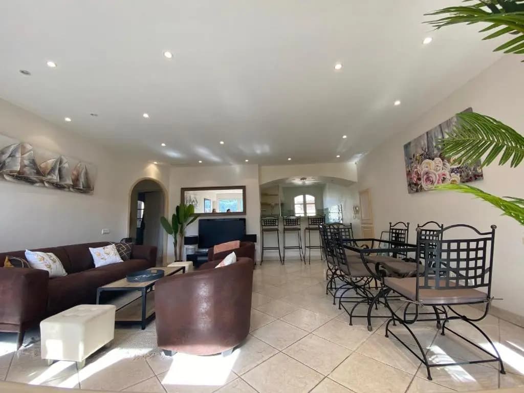 Magnifique maison de village 95m2 avec piscine privée - Photo 1