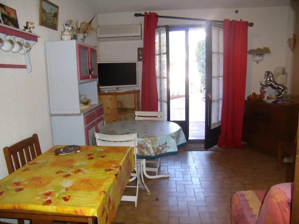 Studio Saintes-Maries-de-la-Mer, 1 pièce, 4 personnes - FR-1-475-51 - Photo 4
