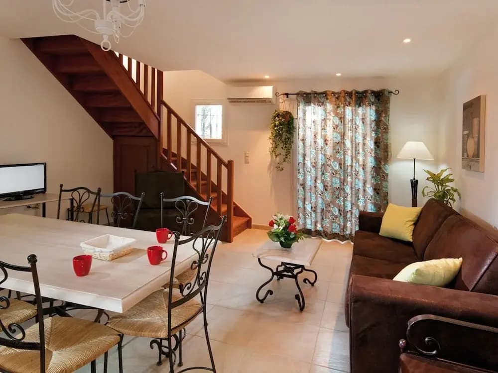 Charming Stay Near Sorgue - Miniature 8