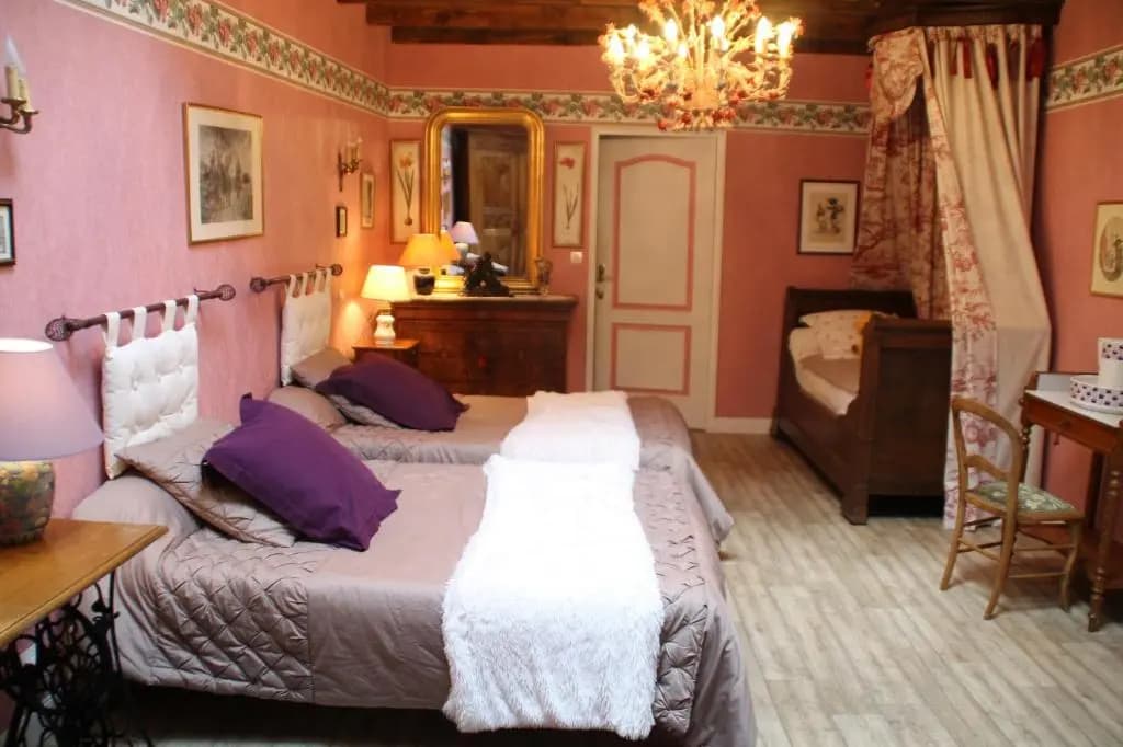 chambres d'hotes : La cour d'Etrepy - Miniature 6