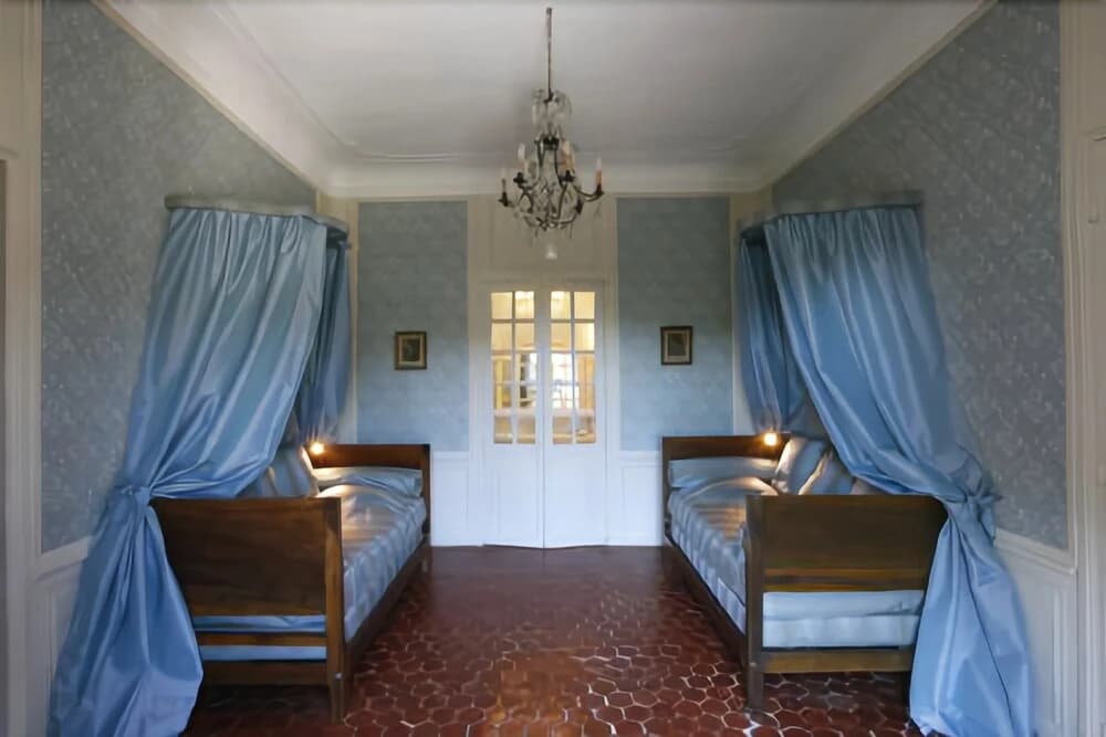 Château de la Barben - Photo 4