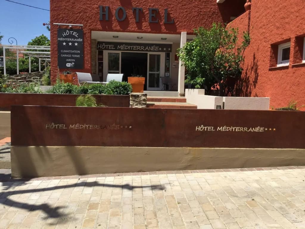Hotel Méditerranée - Photo 1