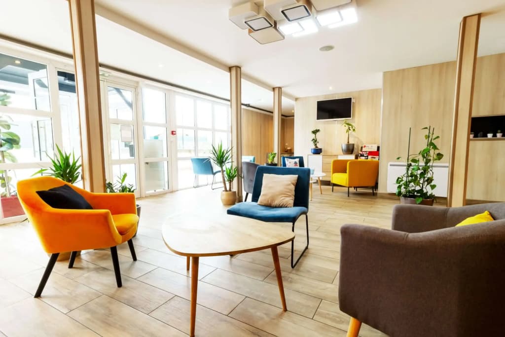 Brit Hotel Rouen Barentin - Photo 2