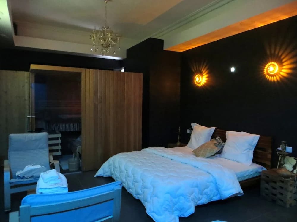 Diane Luxury - Photo 2