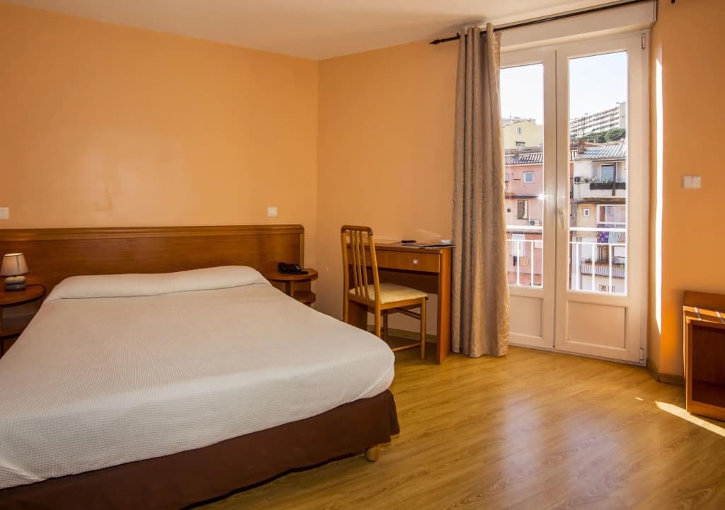 Le Dauphin Hotel - Photo 4