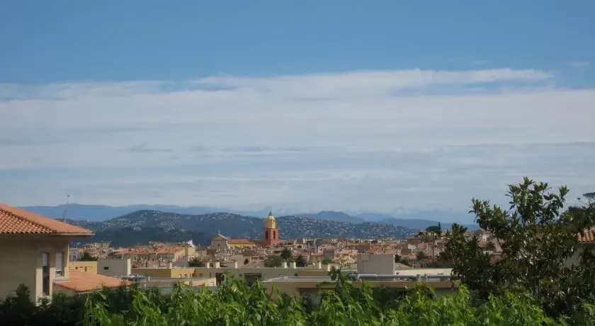 St Tropez Studio - Miniature 8