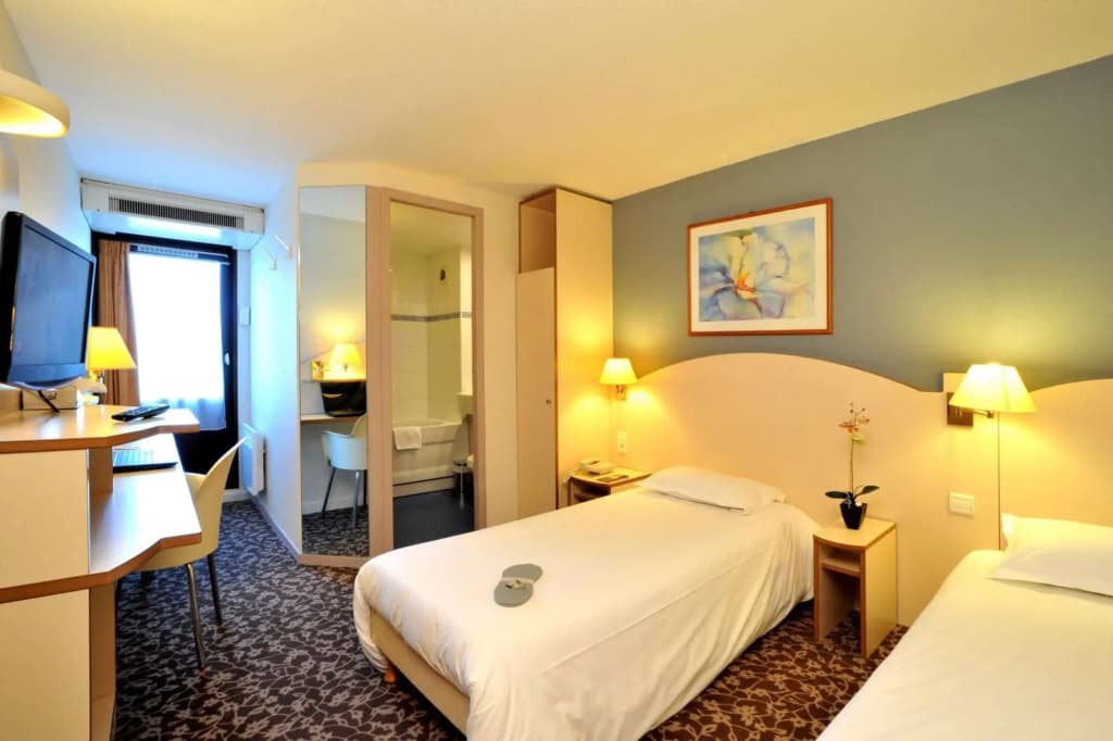 Kyriad Annecy Sud - Cran Gevrier - Photo 5