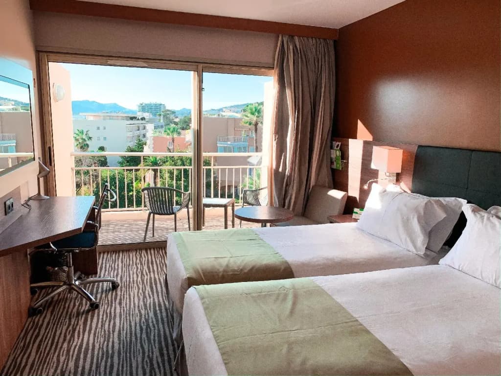 Radisson Hotel Cannes Seaside - Miniature 7