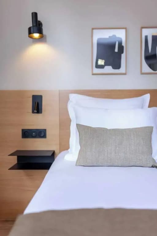Hotel Tinah: Elegance and Comfort Near the Champs-elysees - Photo 4