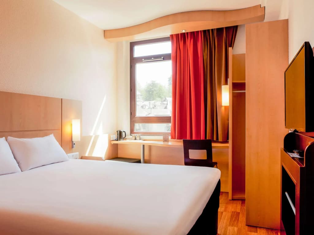 Hôtel ibis Annecy Centre Vieille Ville - Photo 2