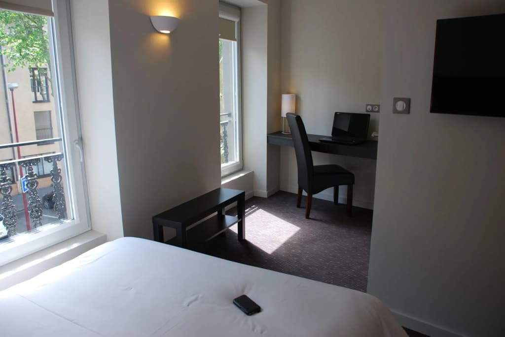 Ruthenium Hotel - Photo 5