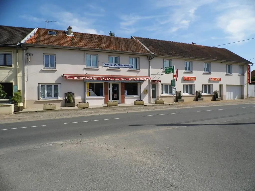 A L'Orée du Bois - Photo 1