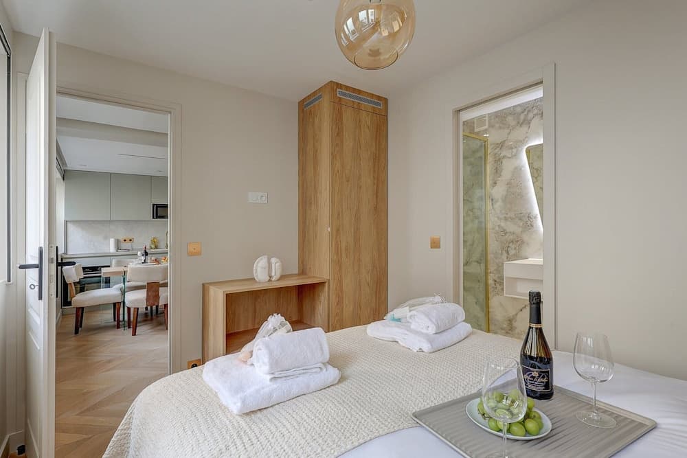 Sublime AC Apartment Eiffel Tower Champs de Mars - Photo 2