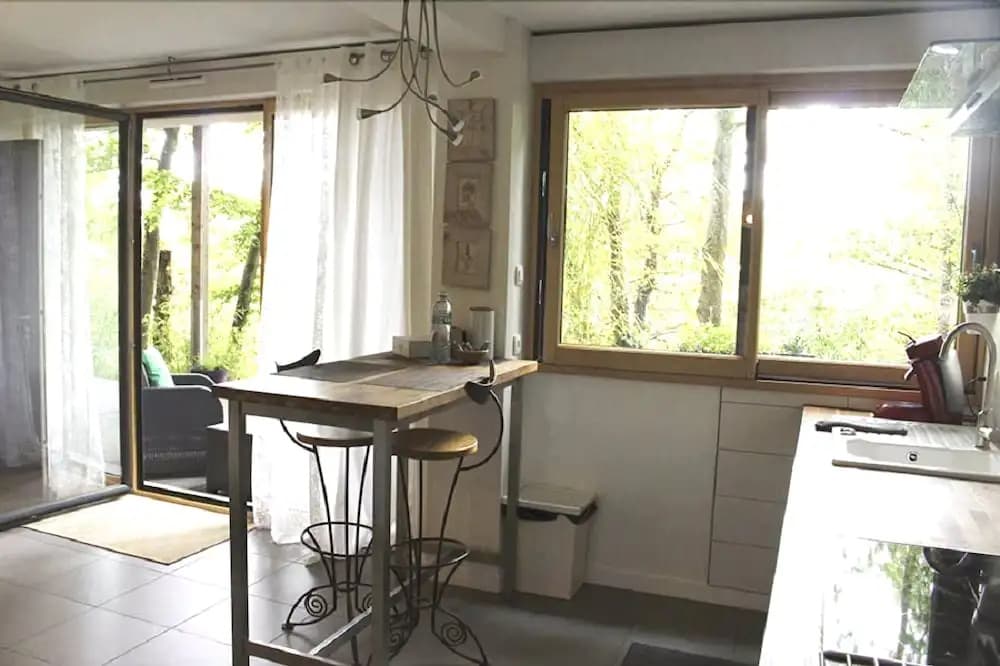 Home 33 - Photo 3
