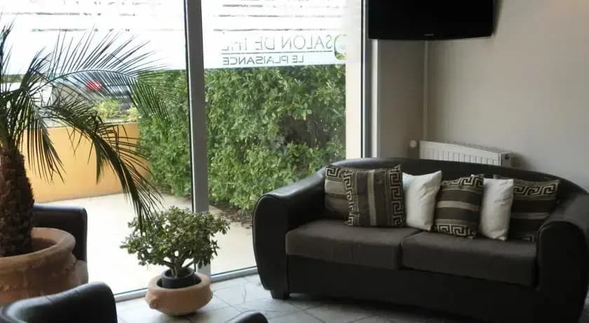 Hôtel Restaurant Le Plaisance - Miniature 7