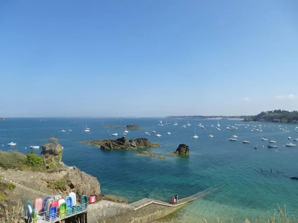 Quiet Duplex Apartment in St Briac sur Mer - Miniature 7