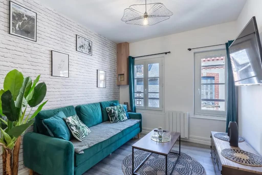 Vert d'Hotes - Charming renovated apartment - downtown - WIFI - - Photo 1