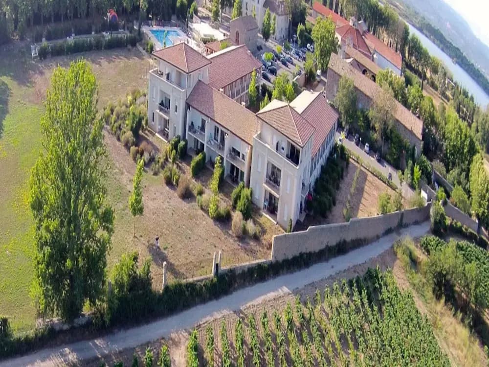 Apartment in Azille Near Lac de Jouarres - Photo 2